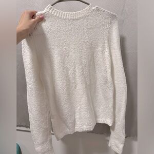 VINCE white sweater